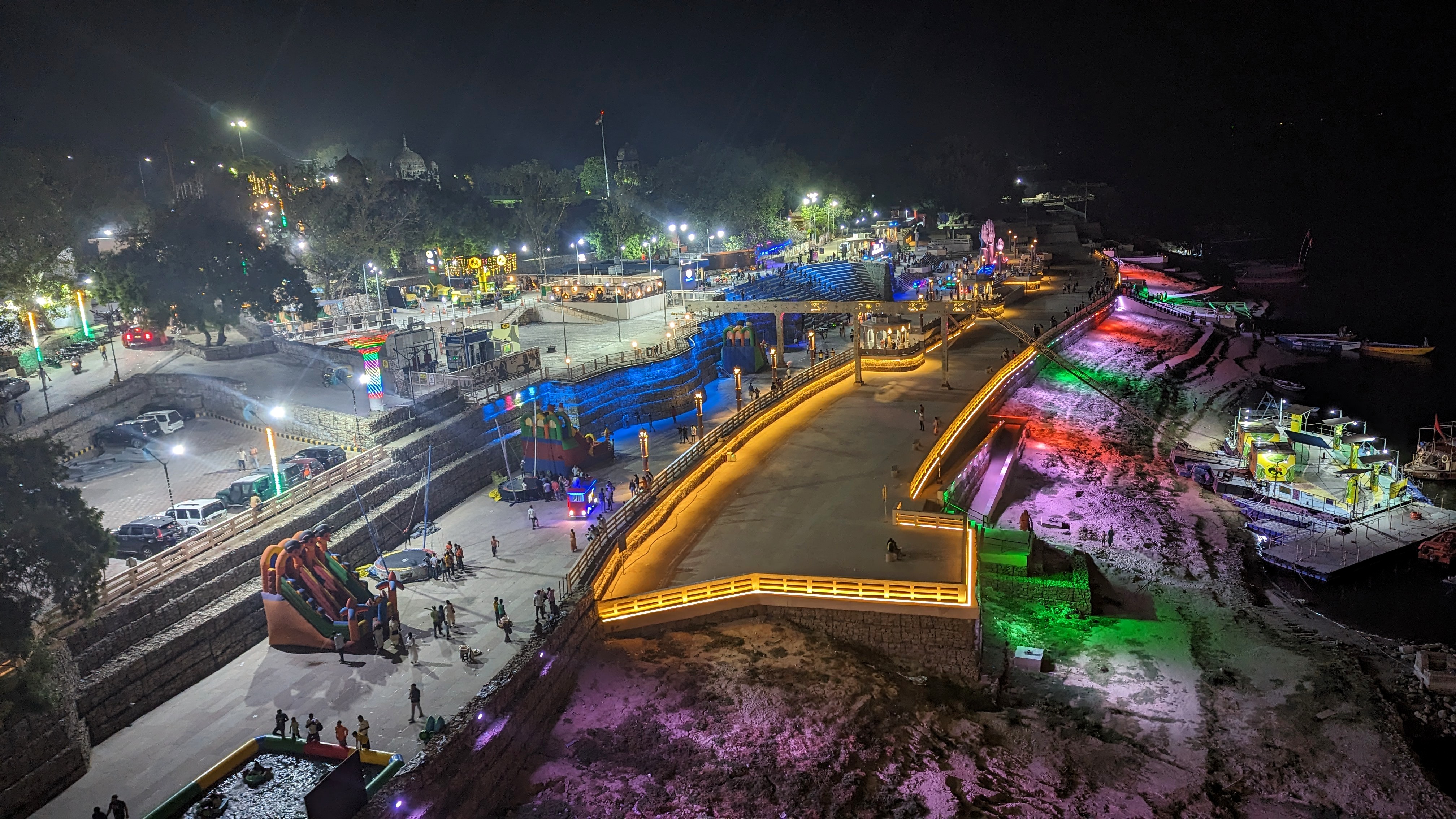 Namo / Khidkiya Ghat