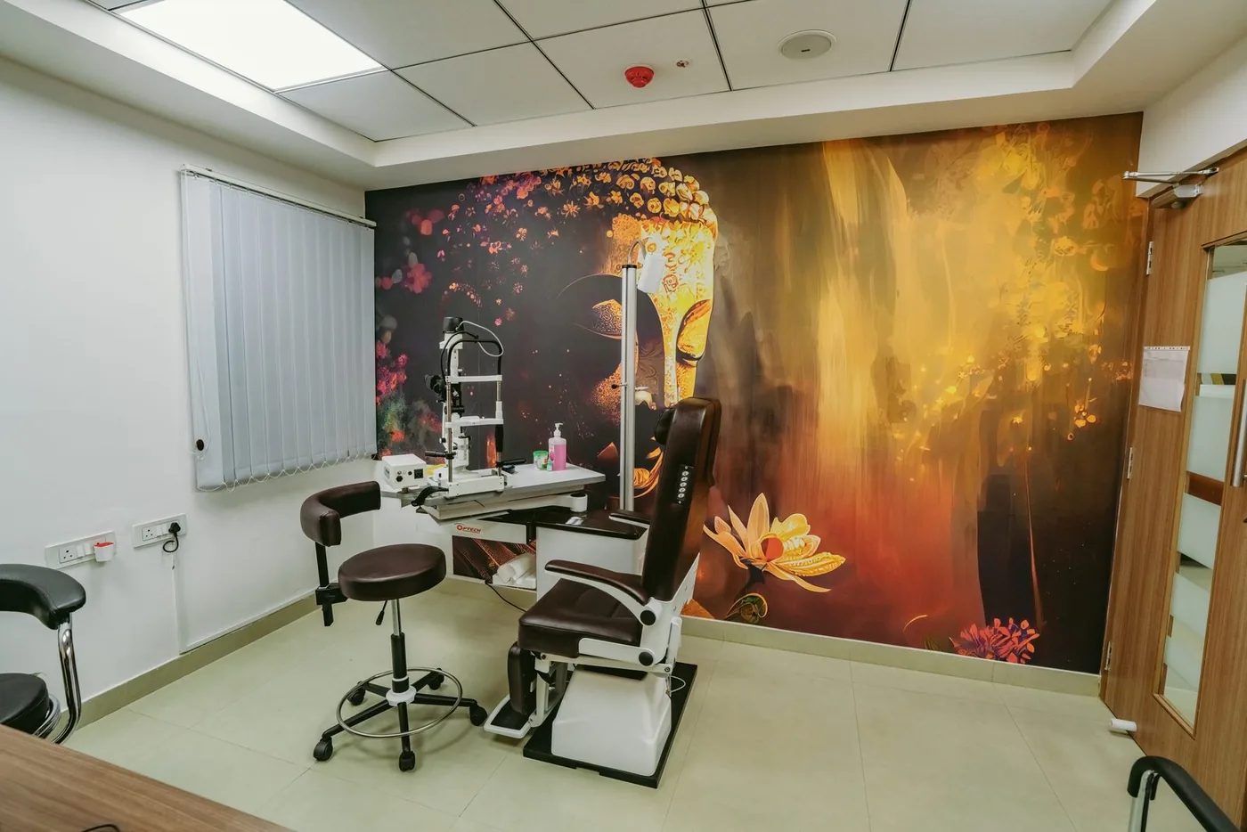 clinic interior designers