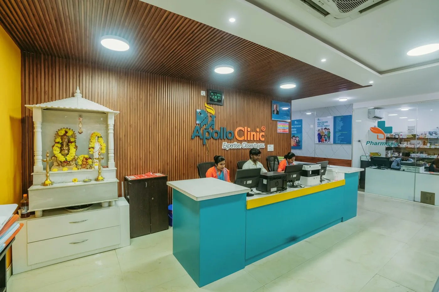 apollo medical clinic interior design in bangalore