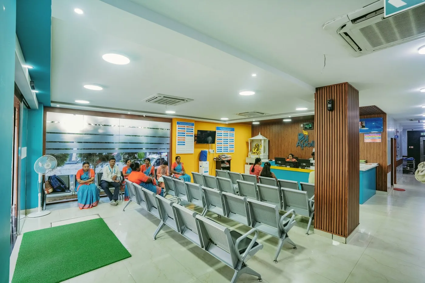 Apollo clinic Patient Lounge interior design